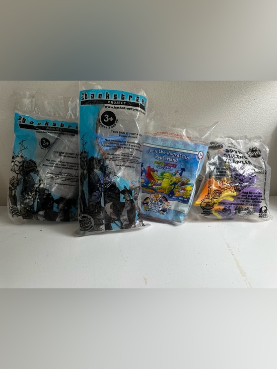 unbranded Other - Kids Toys Assorted Action Figures - Blue & Black